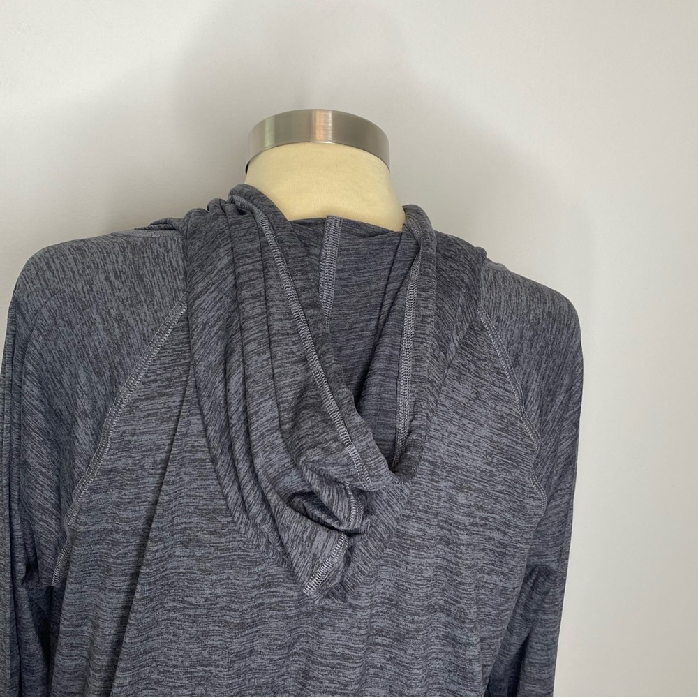 Gaiam Grey Silver Foil Lotus Graphic Print Hooded Top - Picture 5 of 8